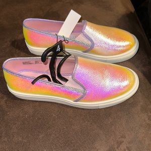 Multicolor Slide-In